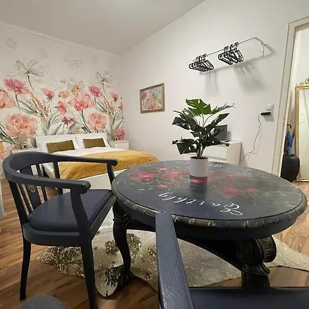 Royal Im Tilly Boardinghouse * Hannoversch Münden