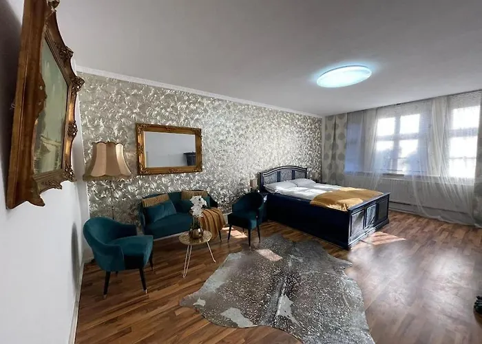 Royal Im Tilly Boardinghouse Appartement *